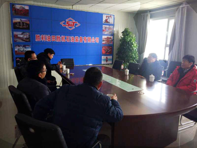 公司董事長張喜慶一行到新疆檢查指導工作